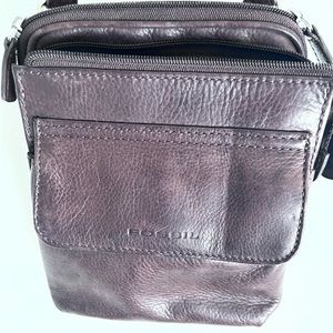 Fossil crossbody 100% leather
